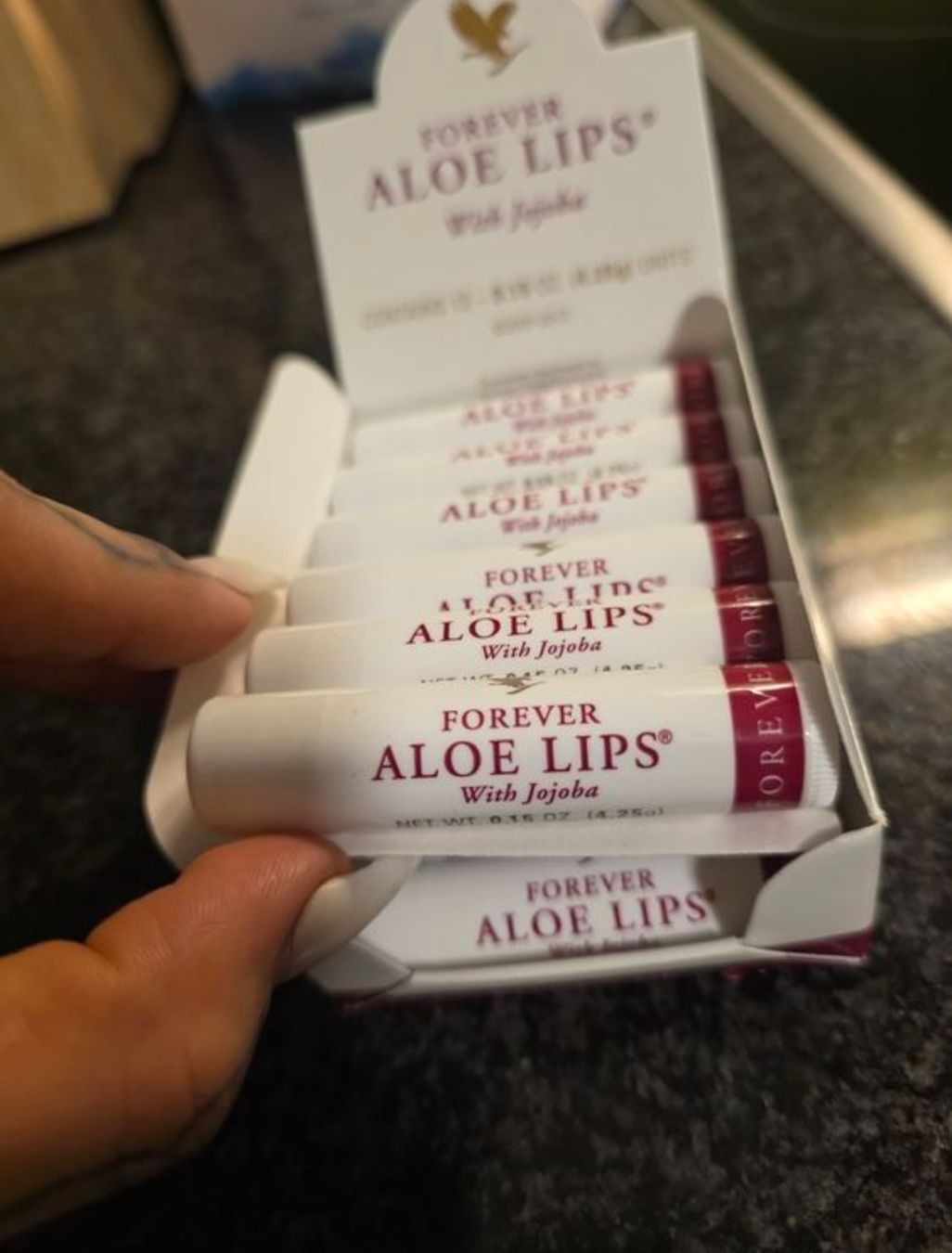 Gesichtspflege: Forever Aloe Lips, 12 Stk. Originalverpackt Neu – Neu und originalverpackt aus Oberbuchsiten von imsaracolangelo 2
