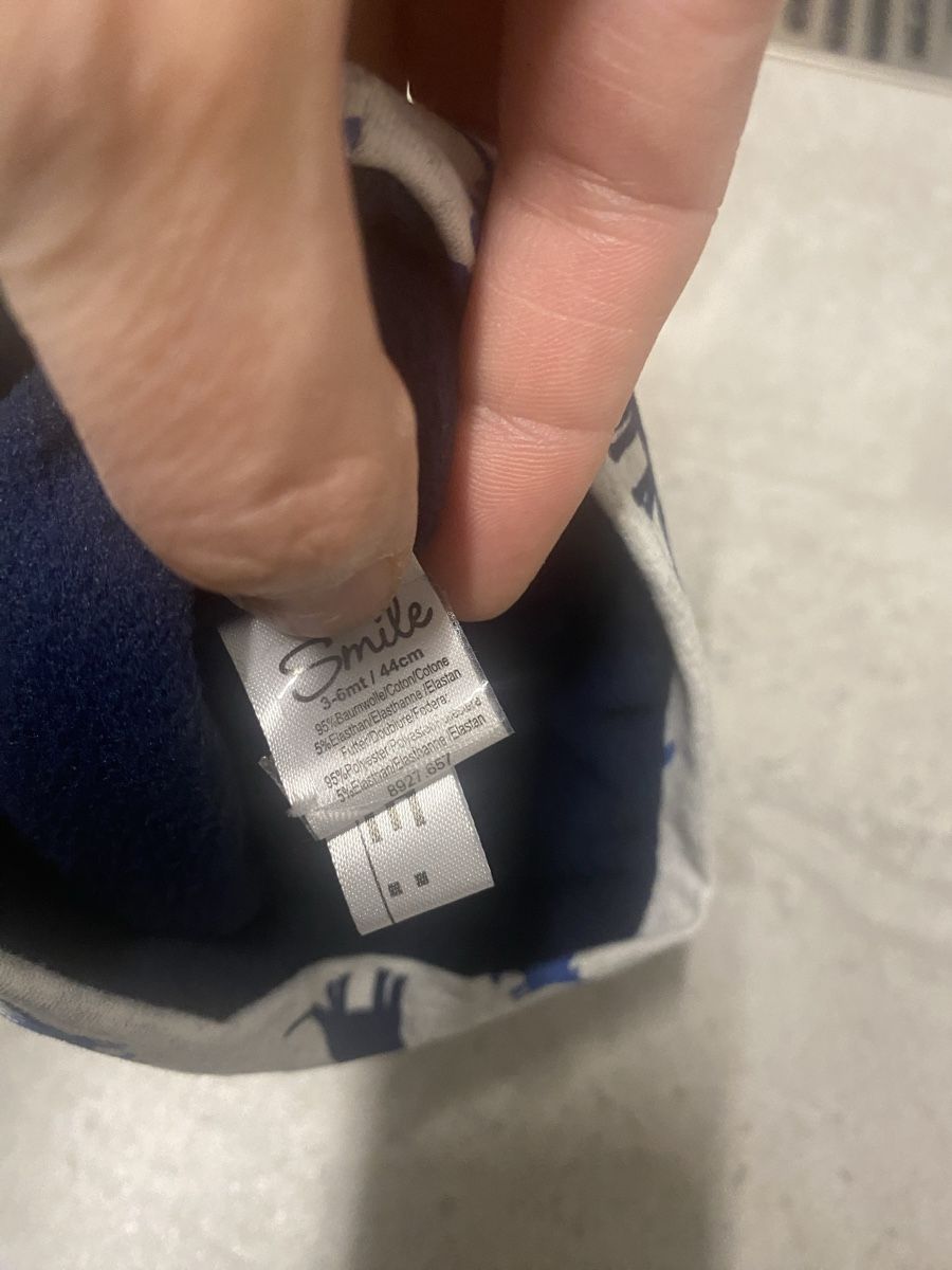 Berretti & Sciarpe: Bonnet doublé neuf 3 - 6 mois dinosaure – Nuovo (secondo la descrizione) da Salvenach venduto da gwenwywar 1
