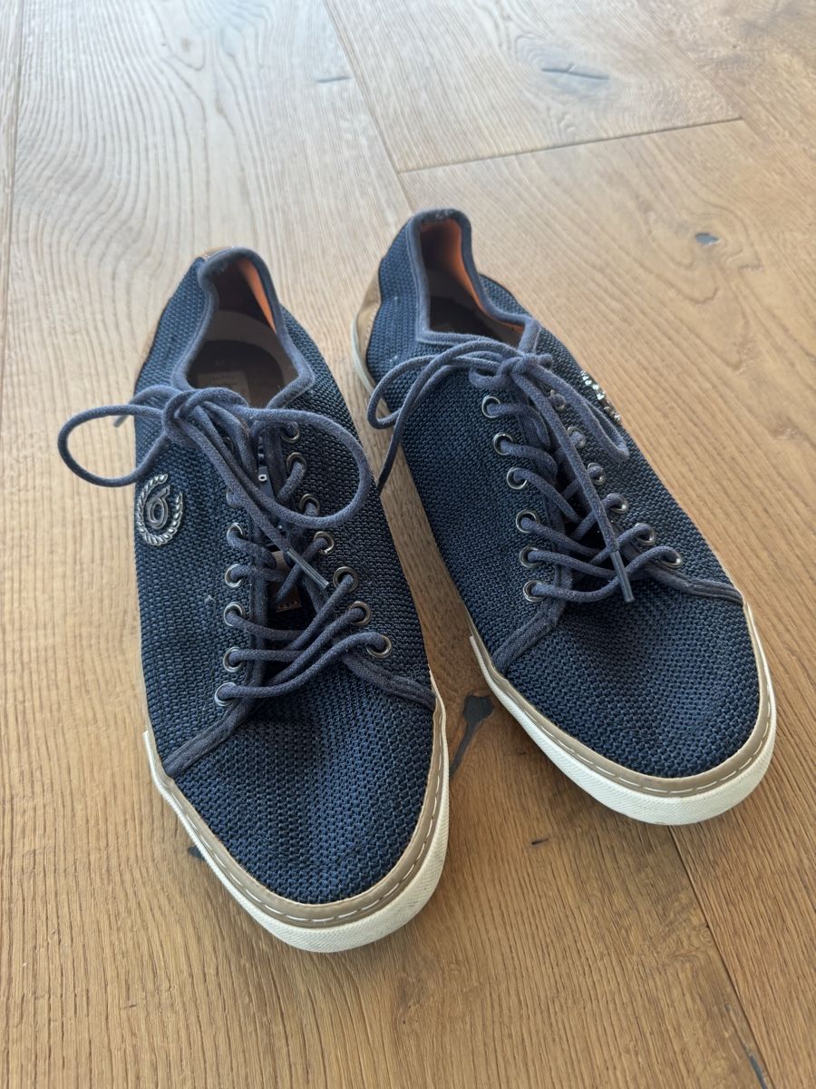 Bugatti Scarpe da uomo: Bugatti Herren Sneaker aus dunkelblauem Textil Gr.44 – Usato da Altendorf venduto da PiaLang 1