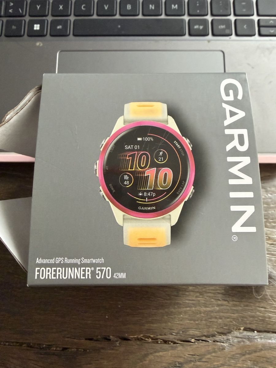 Garmin Smartwatch: Garmin forerunner 570 - 42mm – Neuf (Voir description) à lausanne par Boulet2001 1