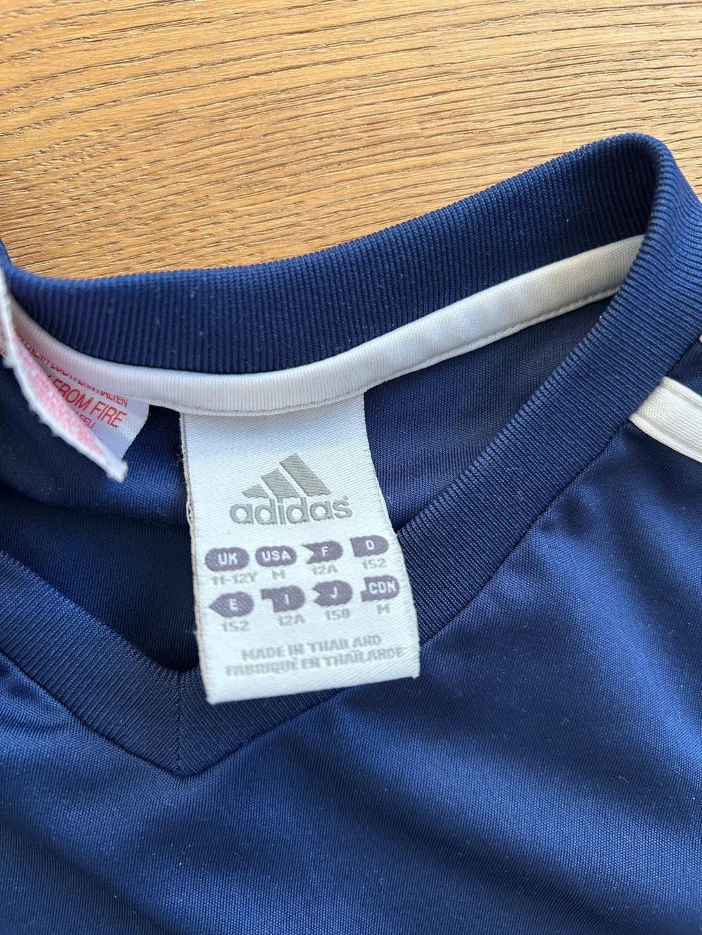 Adidas Hemden, T-Shirts & Polos: T-shirt Adidas – Gebraucht aus Chêne-Bourg von JKLN 1
