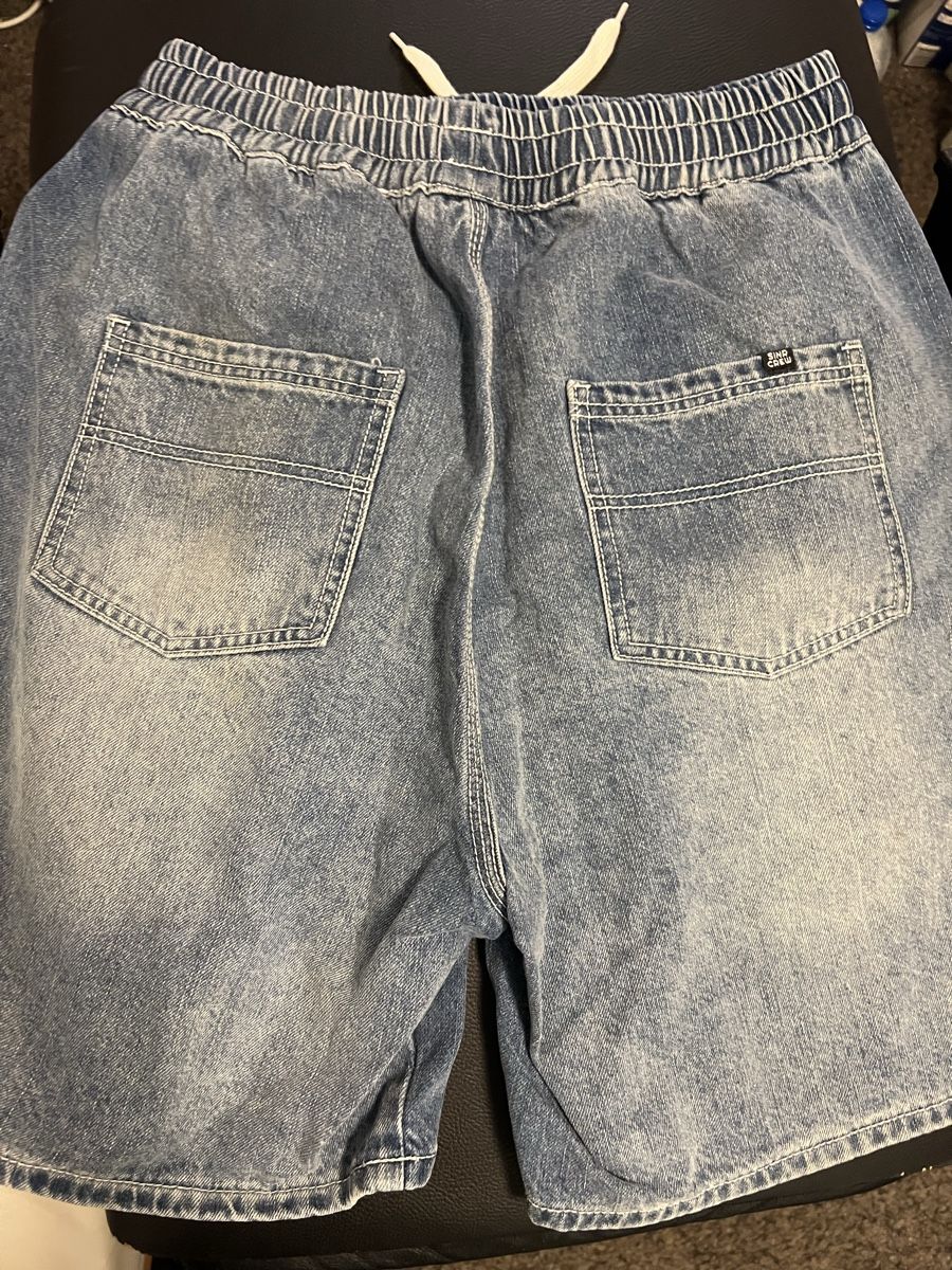 Jeans: Denim shorts – Nuovo (secondo la descrizione) da Bern venduto da fen_7rn8 3