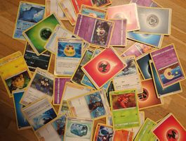 Pokemon Sammelkarten Konvolut