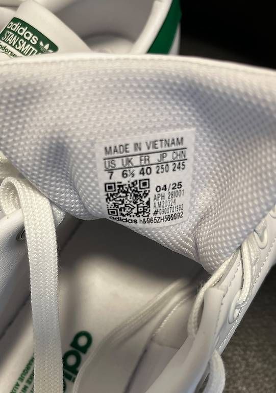 Herrenschuhe: Adidas Stan Smith, ungetragen, Grösse 40 – Neu und originalverpackt aus Kloten von Dimona 2