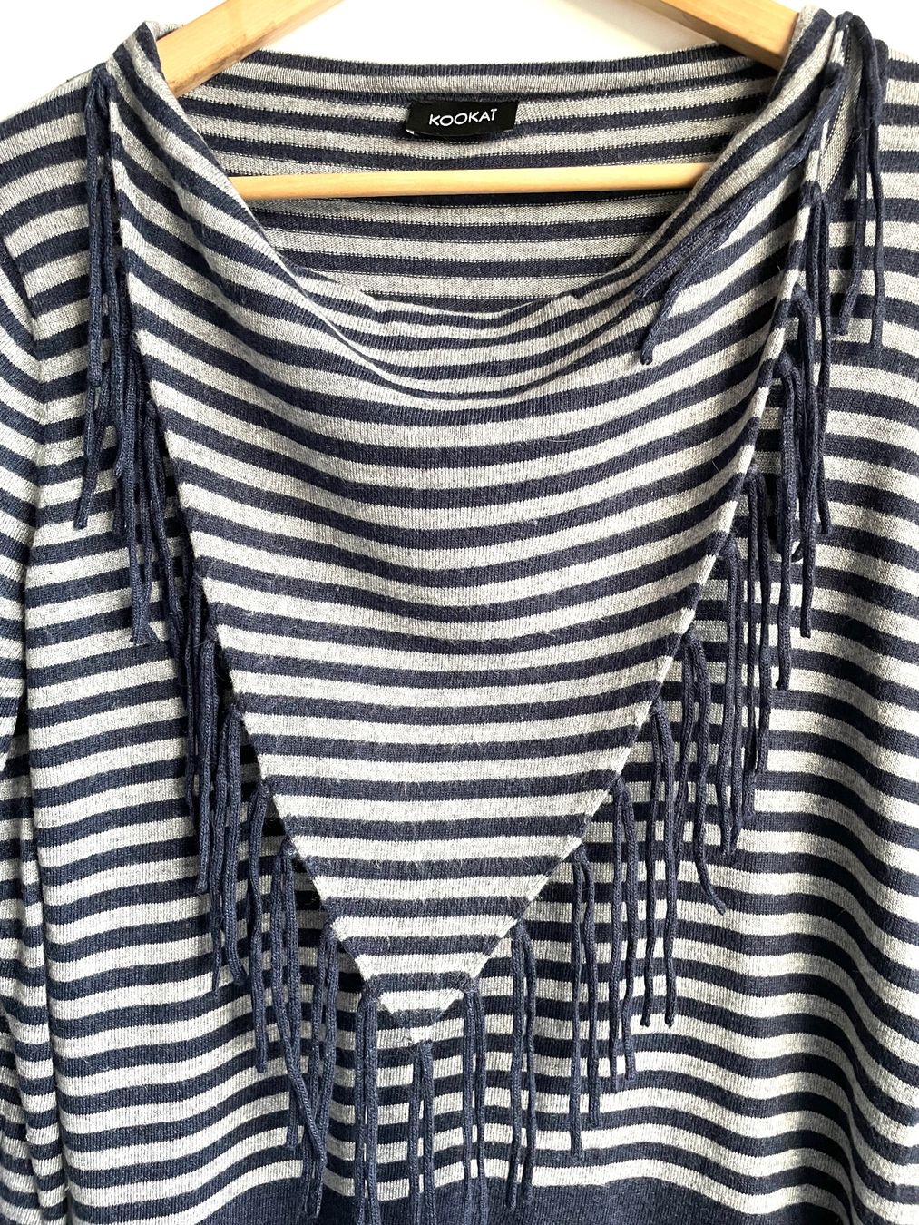 Kookai Maglioni & Felpe: PULL RAYÉ MARINIÈRE KOOKAÏ À FRANGES TAILLE 1 – Usato da Gilly venduto da FlorenceGill 1