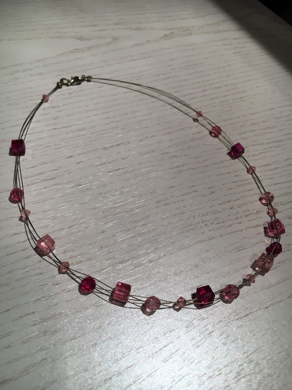Catenine: Collier fin rose – Usato da Marly venduto da sehlin