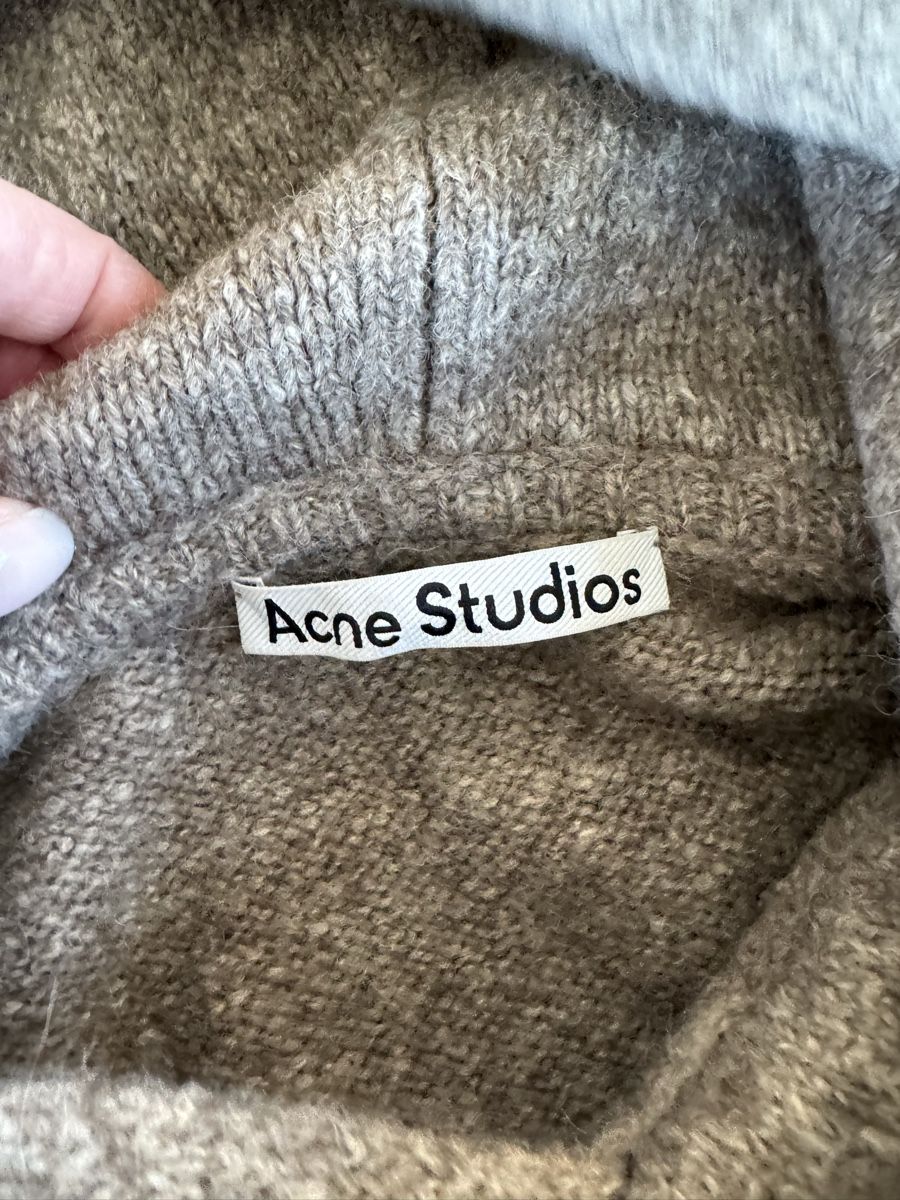 Acne Studios Pullover & Sweatshirts: Acne Studio Strickkleid / Pullover – Gebraucht aus Altendorf von n.langenbach 1