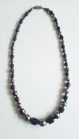 Collier fantaisie avec pierres multicolores