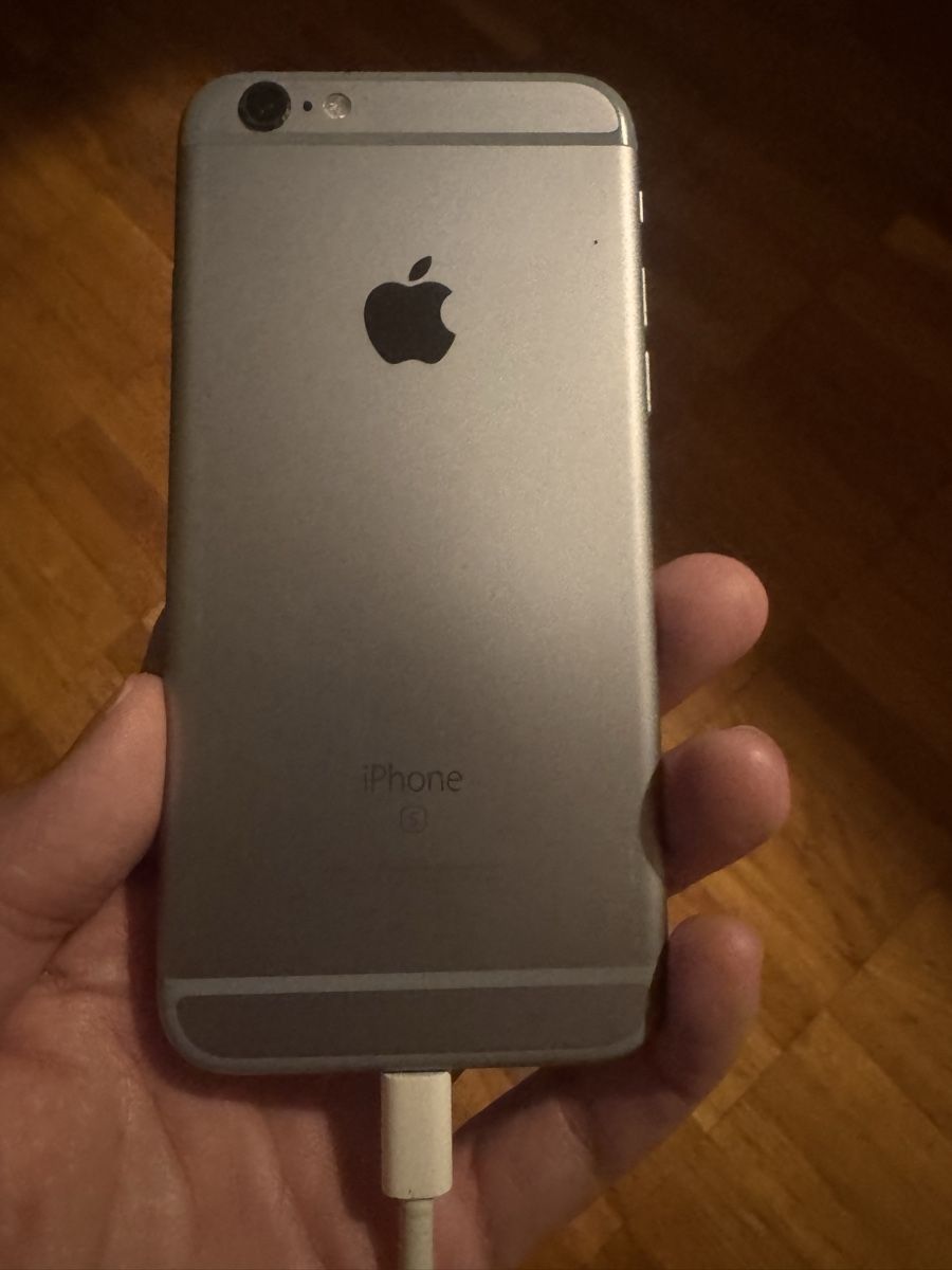 Apple Telefoni cellulari / Smartphones: Iphone 6 S – Usato da Bern venduto da Manuela79 1