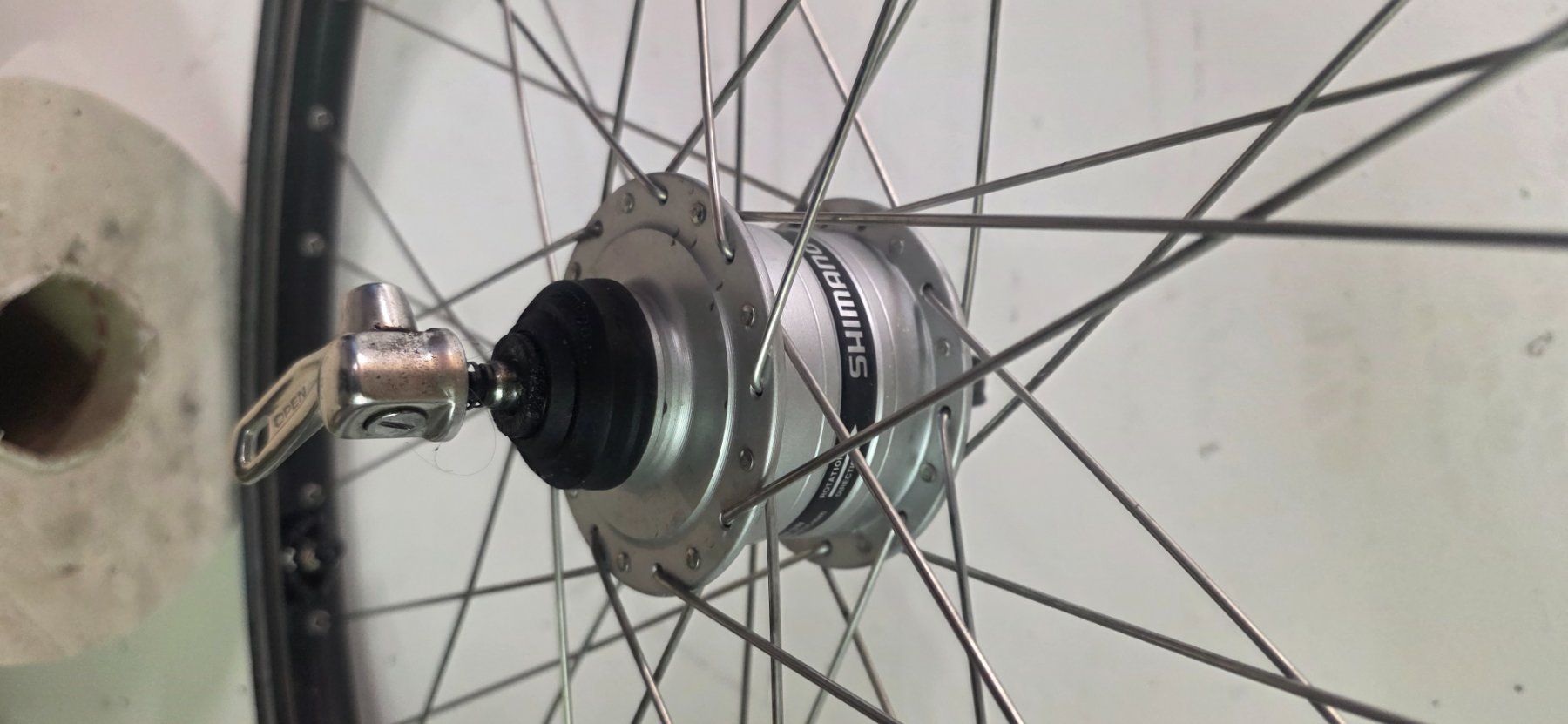 Shimano Pezzi di ricambio: Shimano Vorderrad  Nabendynamo 28 – Usato da Buchs SG venduto da MATGEOMAR 3