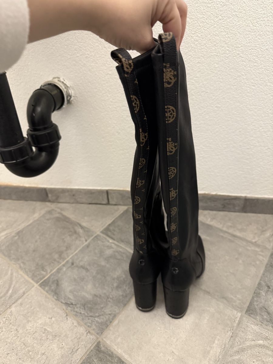 Guess Scarpe da donna: Guess boots – Nuovo (secondo la descrizione) da Delémont venduto da vil_267l 1