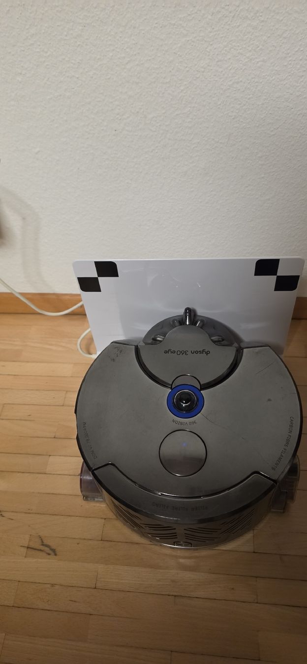 Dyson Aspirapolveri & Accessori: Saugroboter Dyson 360 eye mit Ladestation und Karton – Usato da Buchs AG venduto da Manu827 1