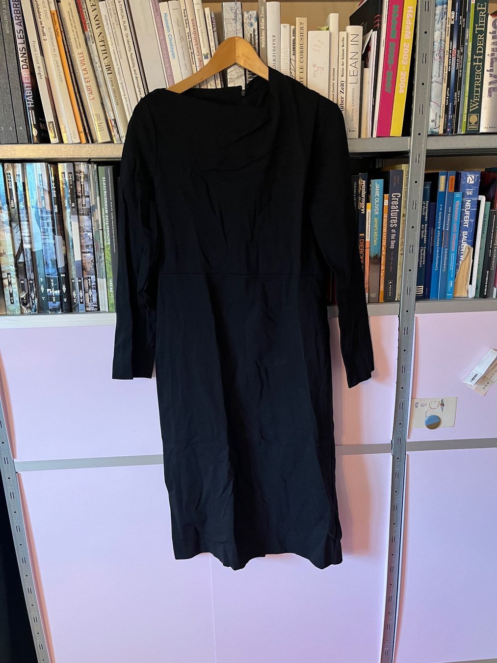 Cos Vestiti: COS Kleid in Schwarz – Usato da Zürich venduto da takanawa01 1