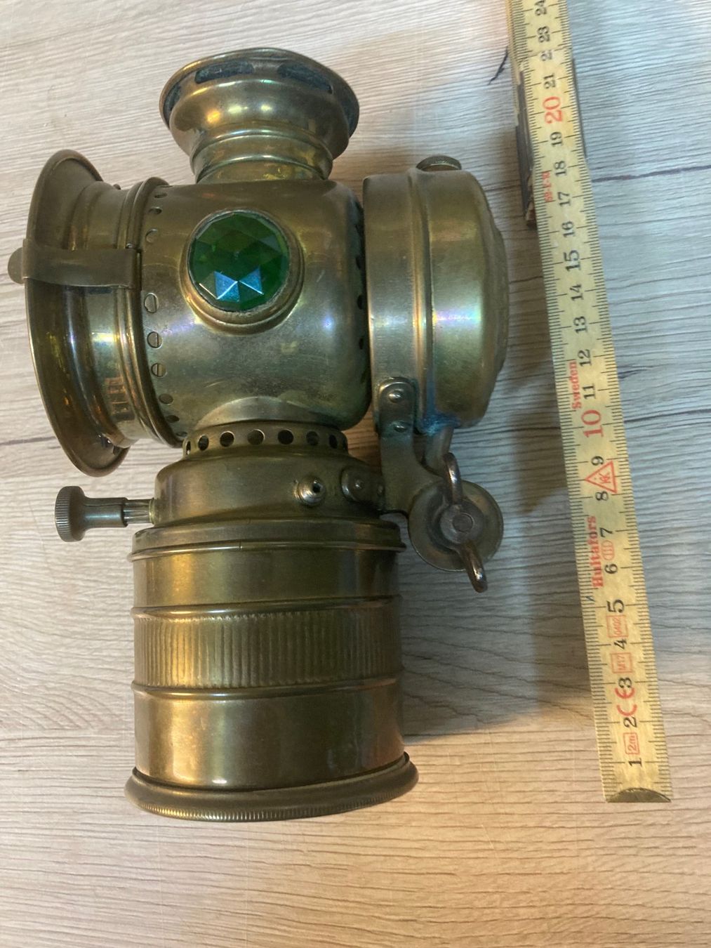Lampe Pigeon pétrole bateau bougeoir bascule posé au mural Baccarat Saint Louis
