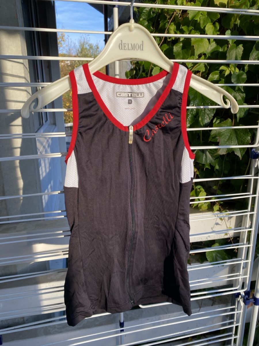 Castelli Canottiere & Pantaloni: Radtrikot Castelli ärmellos S – Nuovo (secondo la descrizione) da Burgdorf venduto da UTMV