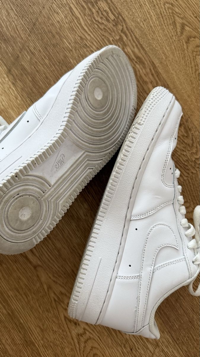 Nike Herrenschuhe: Nike Air Force 1 Size 40.5 – Gebraucht aus Boswil von hey.itsme 5