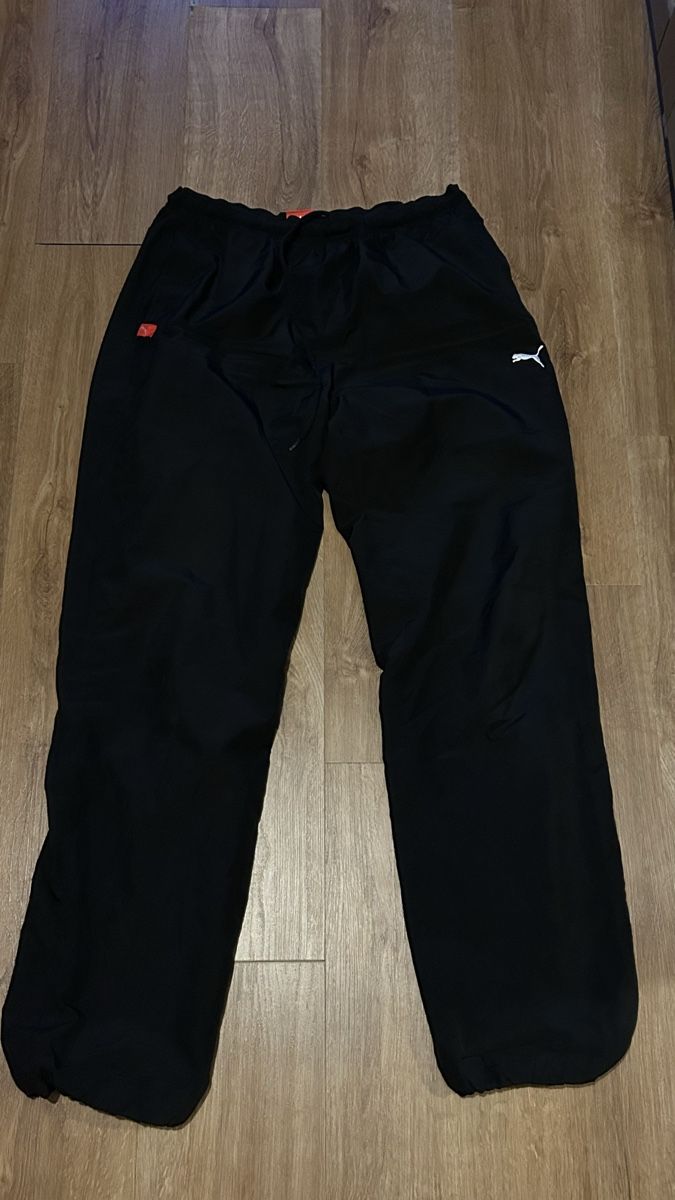 Puma Pantalons: Jogging Puma – D'occasion à Yverdon-les-Bains par Little_M0nster 1