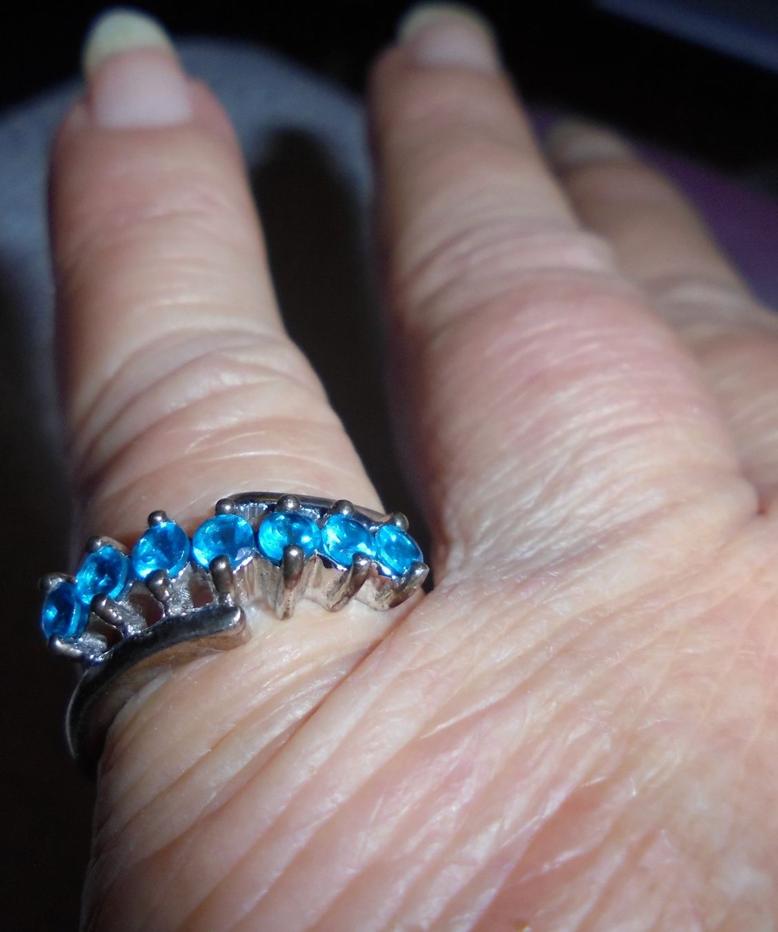 Ringe: Echtschmuck: Neonblauer Apatit-Silberring 53 Zertifikat – Neu (gemäss Beschreibung) aus Zuchwil von maumauchi