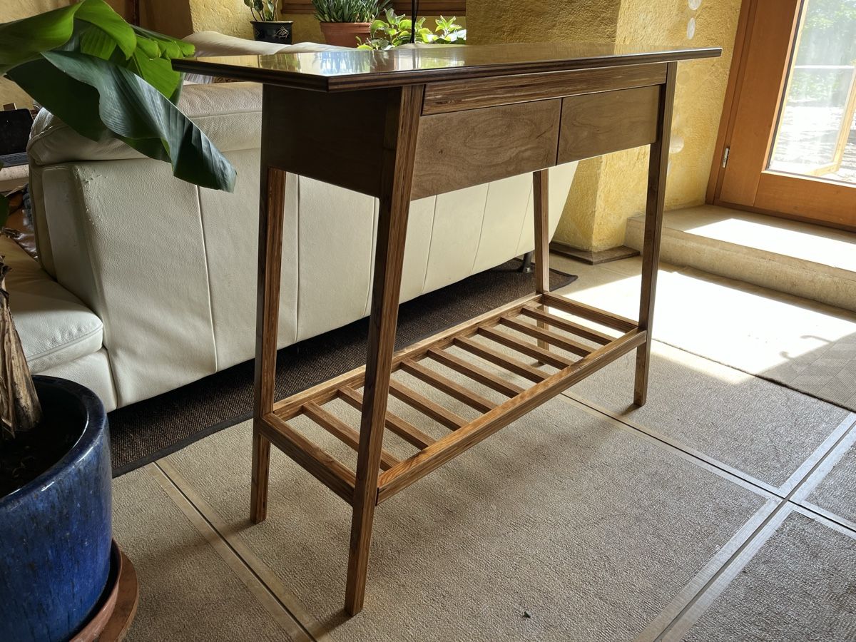 Tavoli: Console artisanale – Nuovo (secondo la descrizione) da Geneveys-Coffrane venduto da les_6cms 2