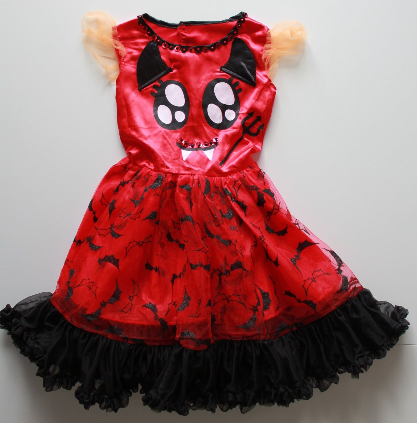 Costumi: Costume diable / Teufel t. 110 – Usato da Peseux venduto da CoolShoping 1