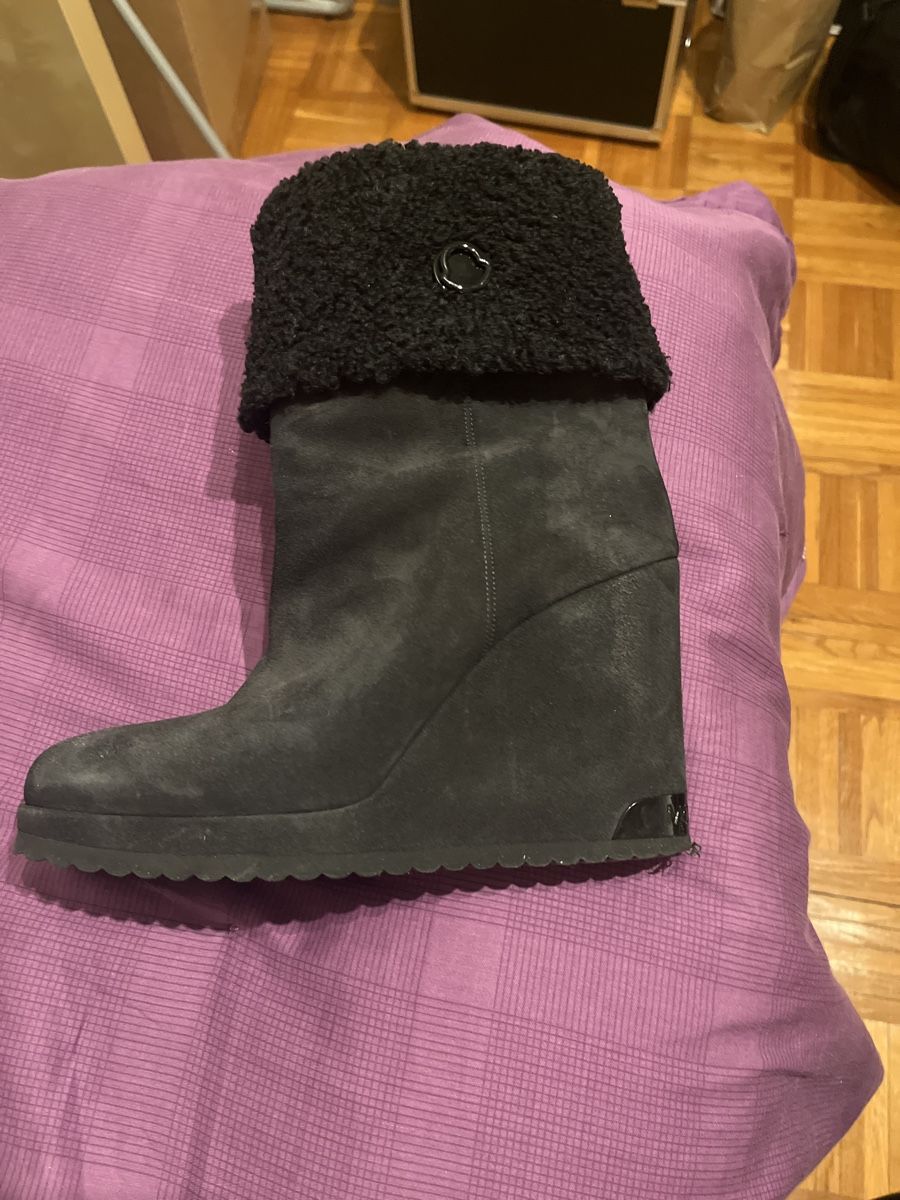 Moncler Damenschuhe: Schwarze Winter Schuhe MONCLER – Gebraucht aus Hombrechtikon von pat_wr7s