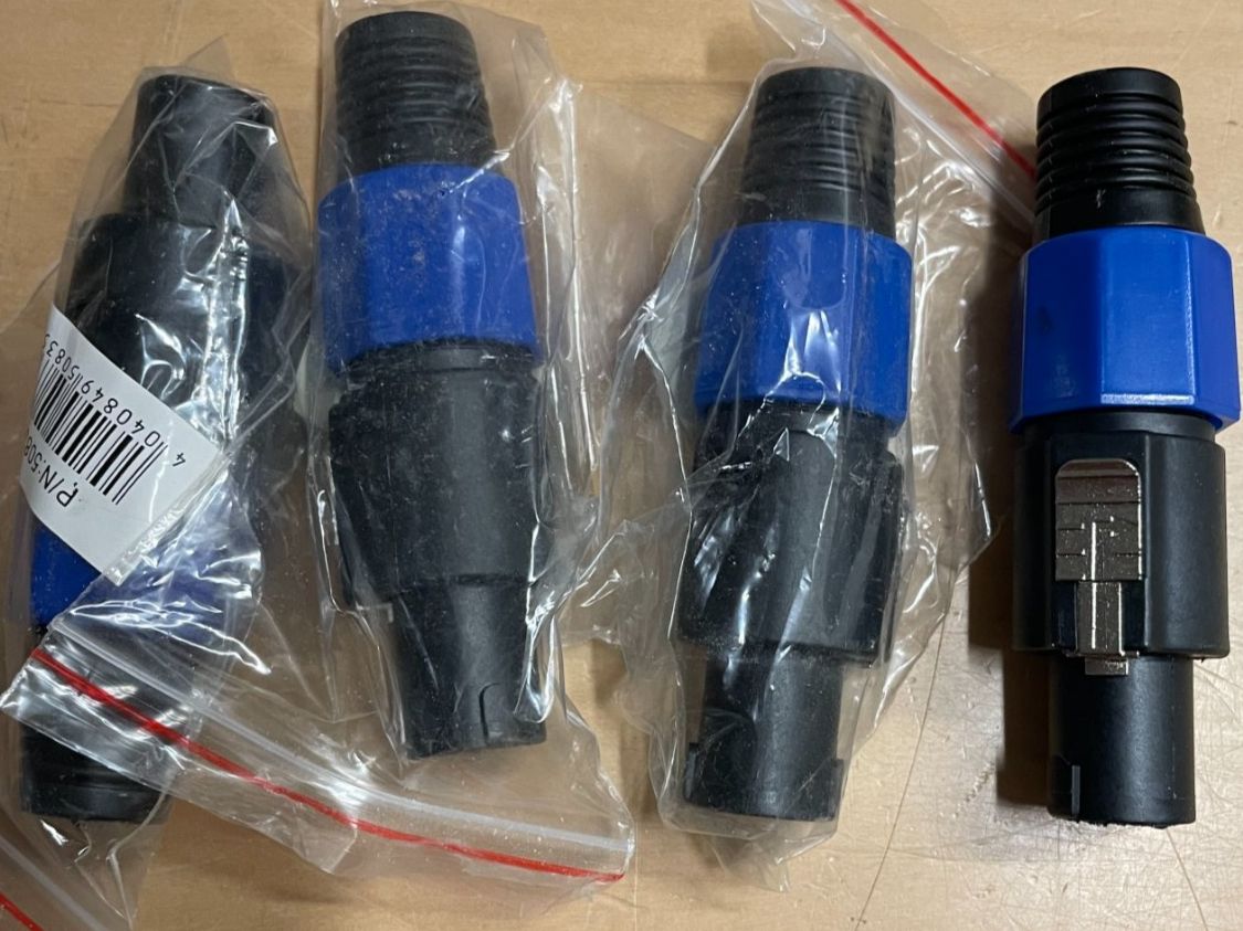 Cavi: 4er Set Speakon - Stecker  (A158) – Nuovo (secondo la descrizione) da Däniken SO venduto da Profog1