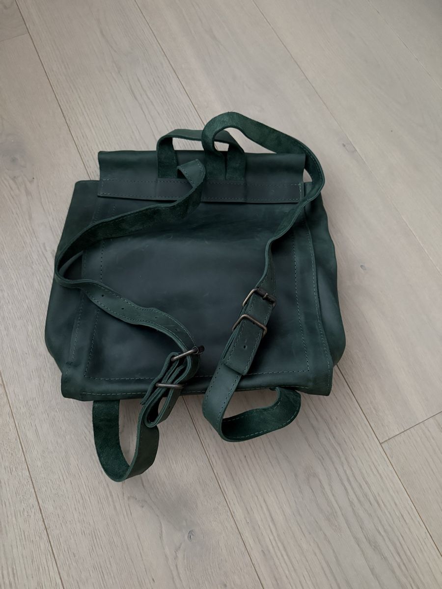 Zaini: Grüne leder Rücksack - laptop – Usato da Zürich venduto da lailag 1