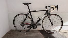 STR Vollcarbon Rennvelo