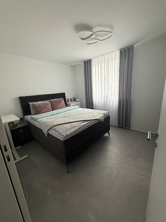 Letti: Boxspringbett 160/200 – Usato da Winterthur venduto da lum_nk7g