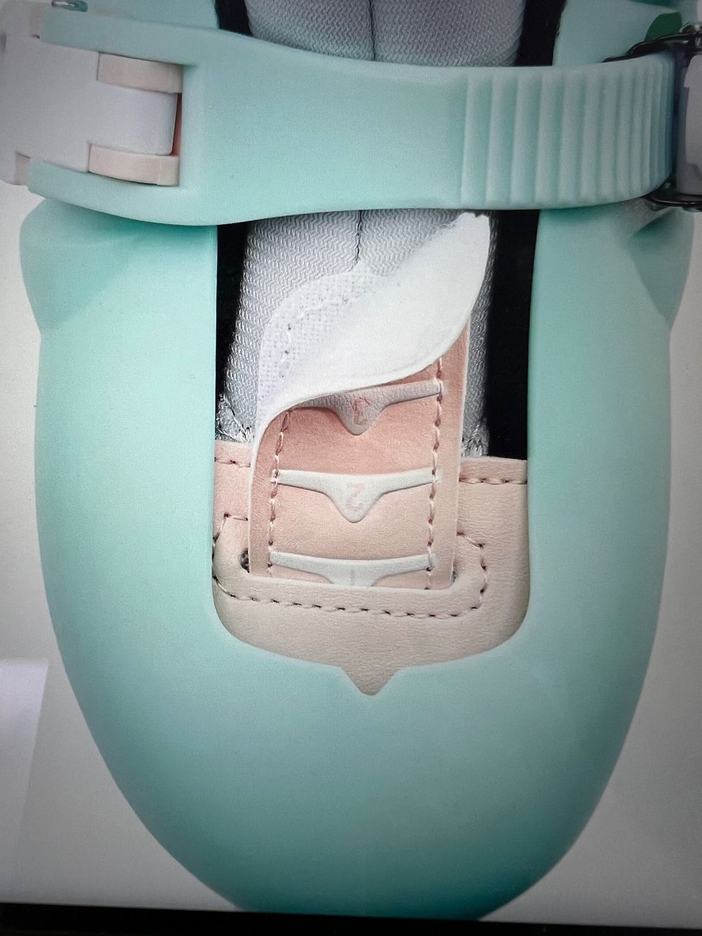 Decathlon Pattini in linea & Pattini a rotelle: Mädchen - Inlineskates - Rollschuhe – Usato da Ebertswil venduto da Arula7 4