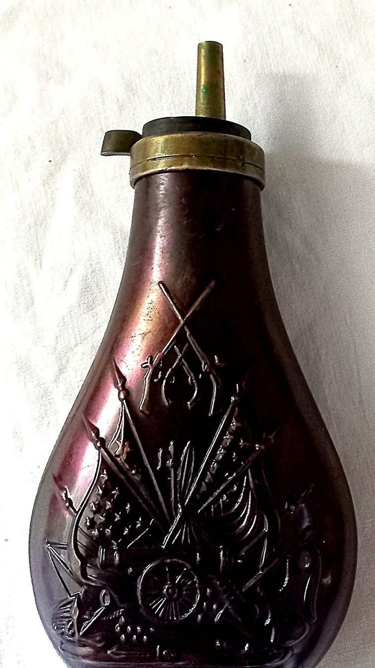 Autres vaisselles & verres: Muskete Pulverflasche – D'occasion à Baar par 2cvbaar 2