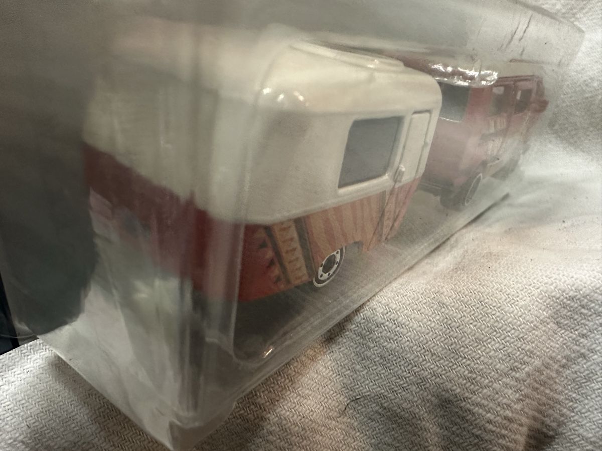 Majorette Modellini d'auto: Vw t3 bus inklusive Anhänger  – Nuovo (secondo la descrizione) da Reinach AG venduto da rares75 2