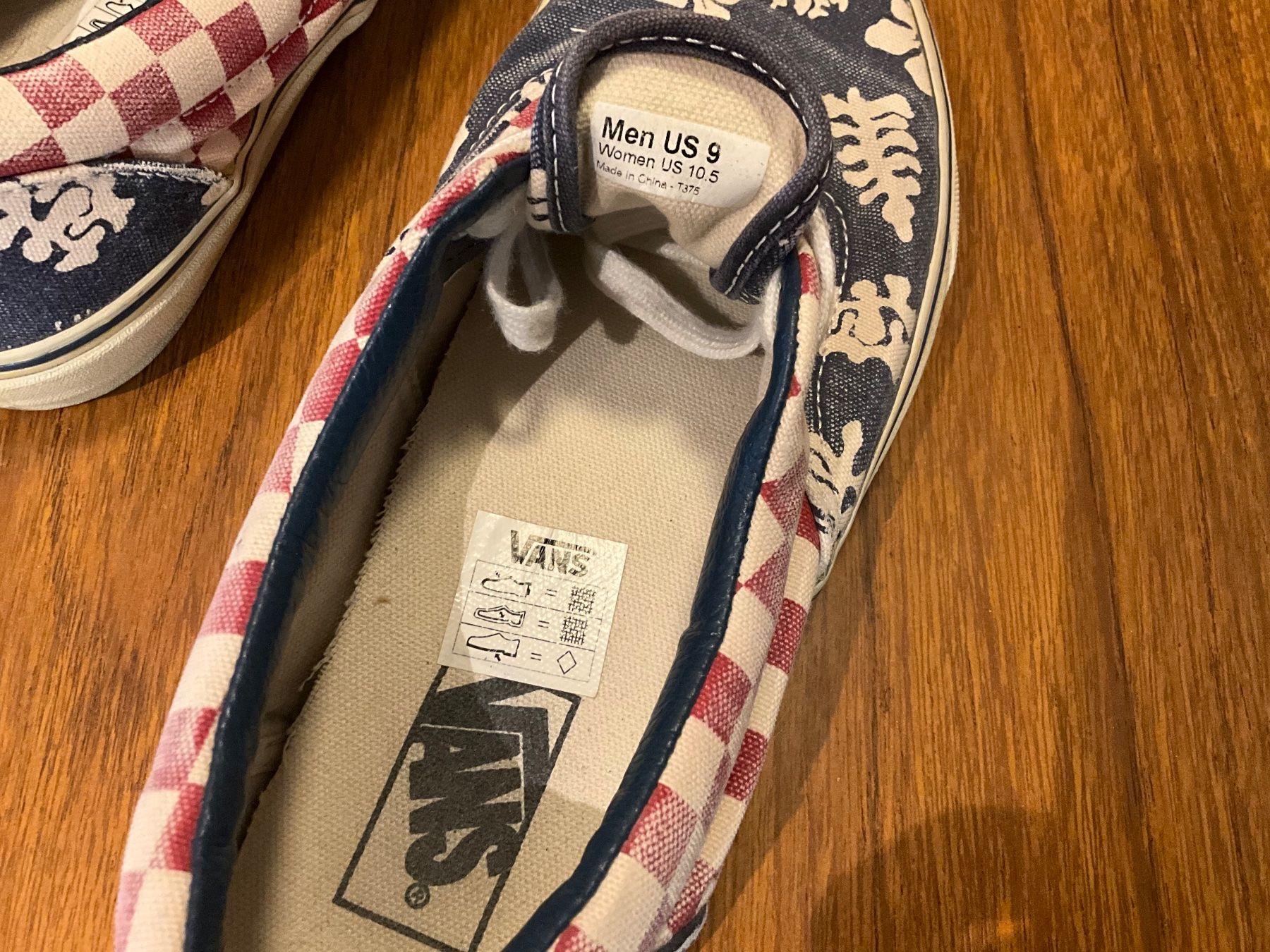 Vans Scarpe da uomo: Vans Special Edition, Men US 9 – Usato da Fribourg venduto da JohnZ89 3