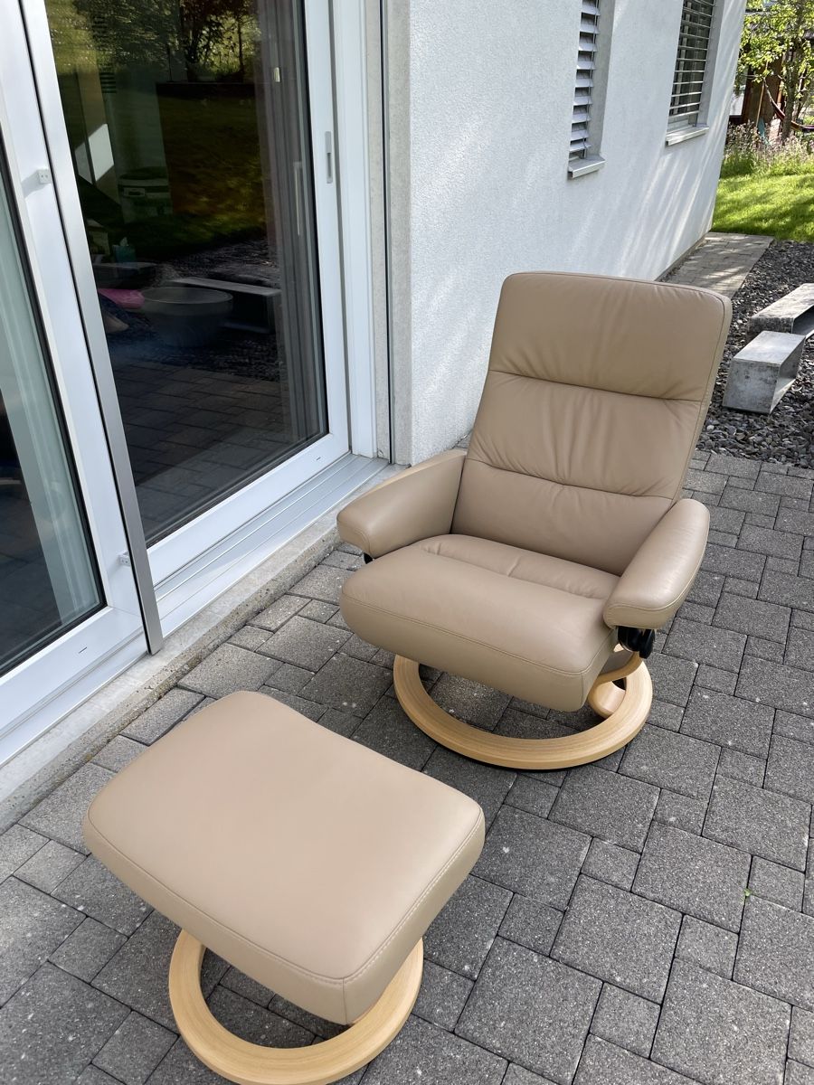 Stressless Fauteuils: Fauteuil + repose-pieds Stressless – D'occasion à Les Genevez JU par fabliane