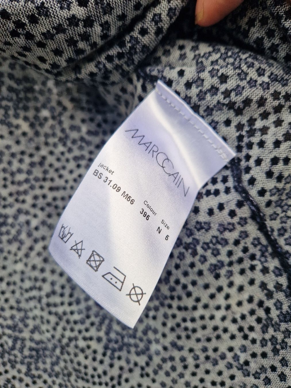 Giacche: Marc Cain Strickjacke N5 – Usato da Lichtensteig venduto da Cocabana_16 1