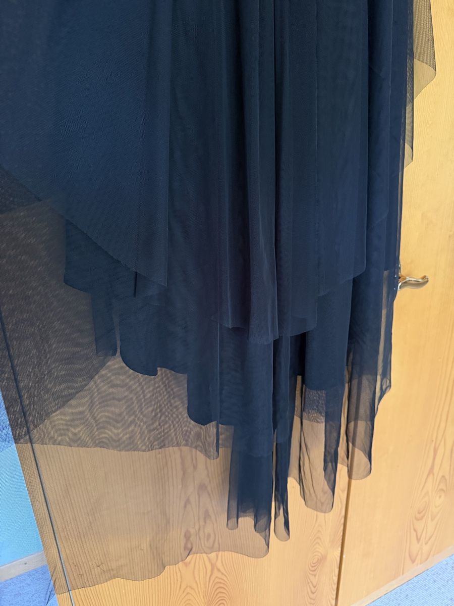 Vestiti: Robe à volants noire – Usato da Founex venduto da Hyrienne 3