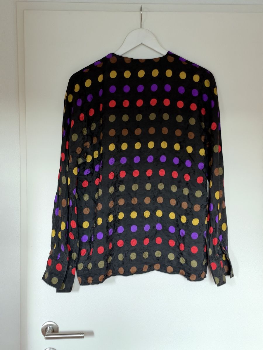 Akris Blusen: Akris 100% Silk Multicolor Polka Dot Blouse – Gebraucht aus Turbenthal von elizameise 1