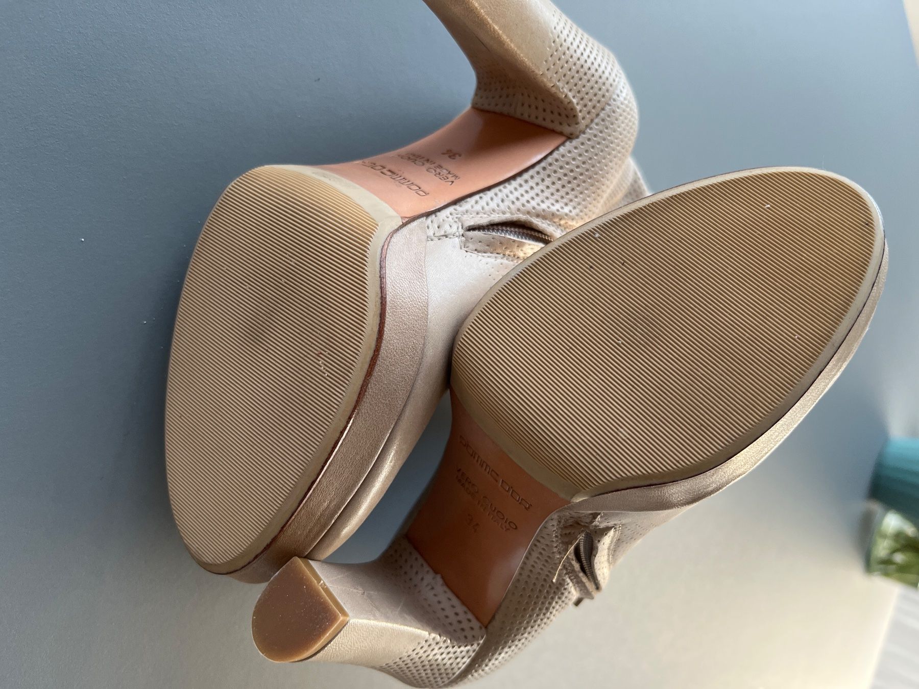 Scarpe da donna: Pommes d’Or 34 Stiefelette beige – Nuovo (secondo la descrizione) da Rossrüti venduto da Piccola7 7