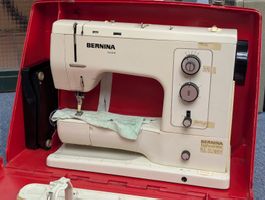 Bernina Record Electronic Nähmaschine mit viel Zubehör