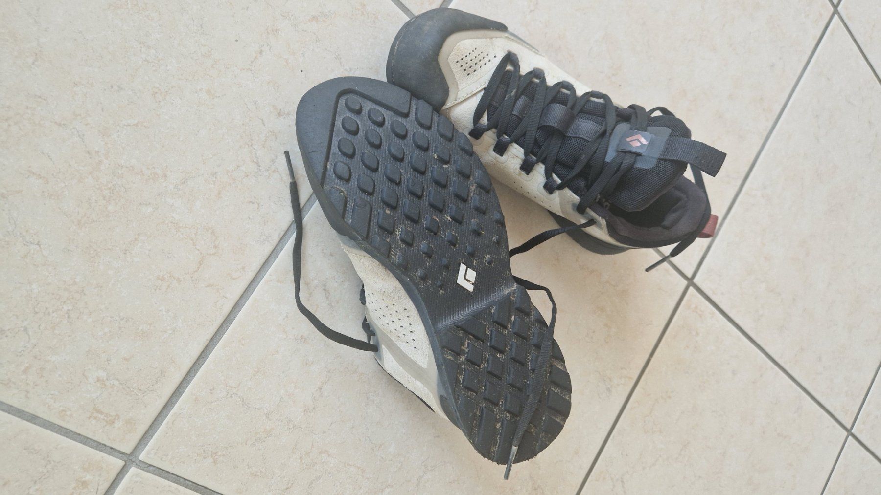 Black Diamond Scarpe da donna: Black Diamond Approach Schuhe 39 – Usato da Cormondrèche venduto da ohawa 3