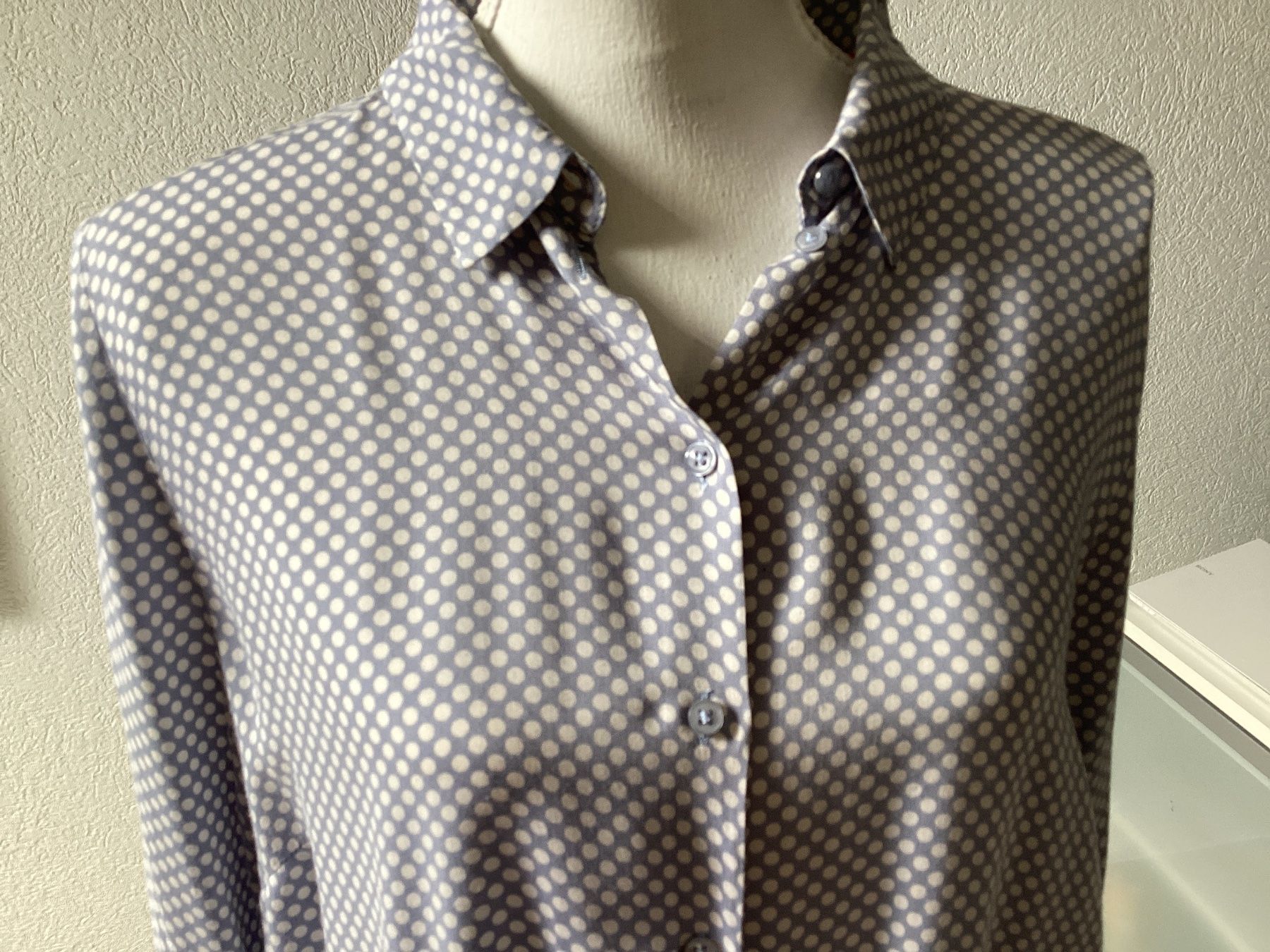 More & More Camicette: More & More Bluse langarm Punkte Grösse 42 super Zustand – Usato da Homberg b. Thun venduto da Homata 1