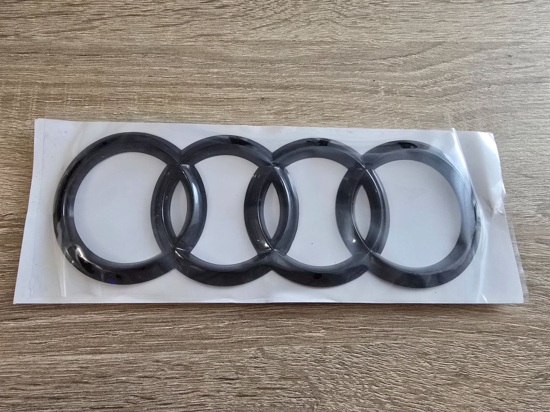 Sticker: 4 Ringe Audi A5 S5 RS5 Schwarz Glanz – Nuovo e nell'imballaggio originale da Bellikon venduto da Kekko11