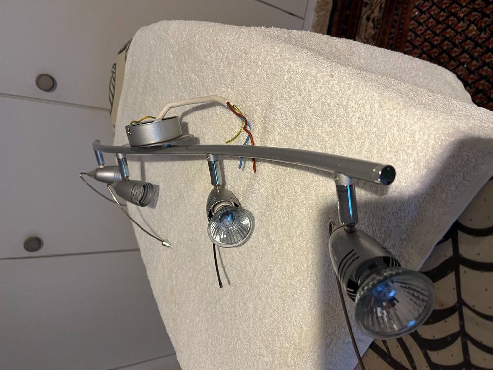 Lustres & lampes de plafonds: Spotlampen – D'occasion à Ettingen par dar_rqn6