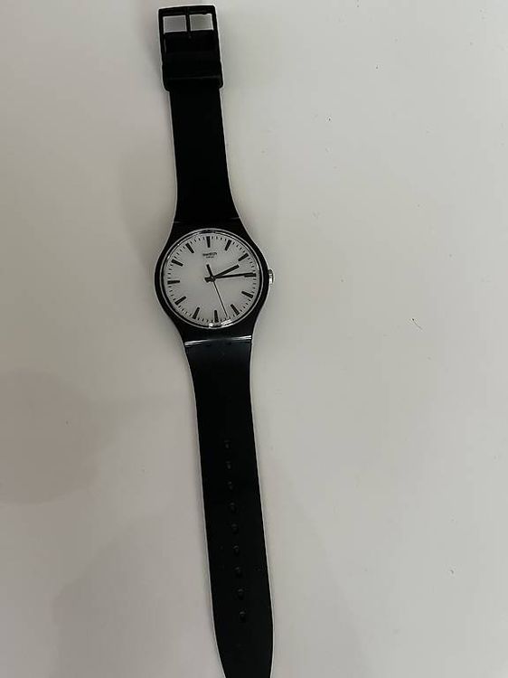 Montres: Swatch Blackback – D'occasion à Safenwil par jbl_9gl8 2