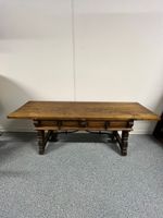 Rustikaler Massivholz Tisch mit Schubladen, Top Zustand