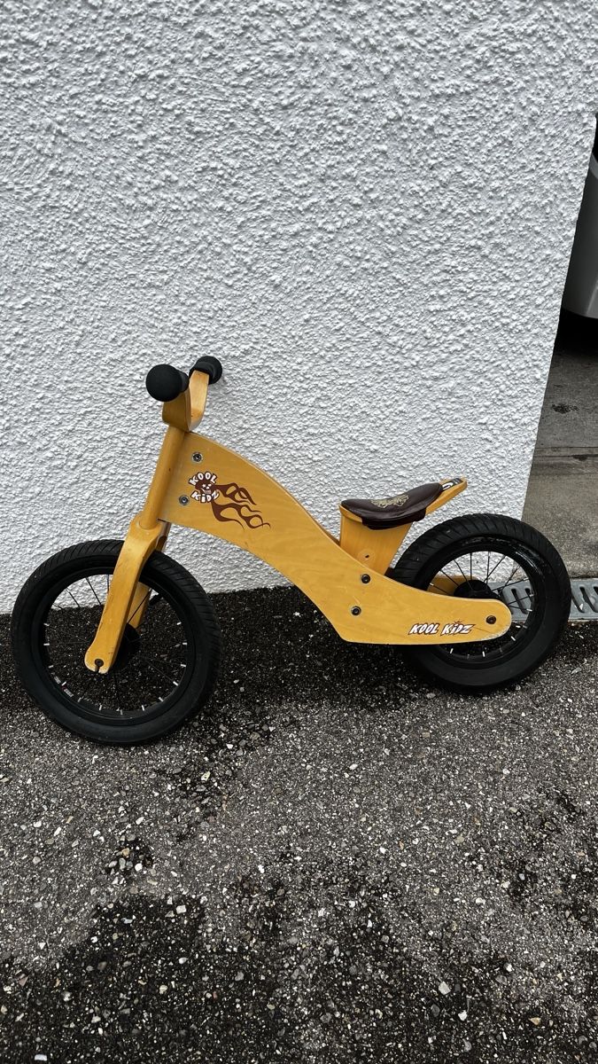 Biciclette: Draisienne en bois – Usato da Courrendlin venduto da svendrj