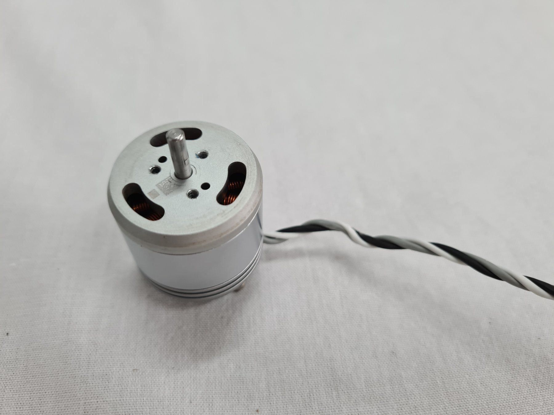 DJI Modellismo RC: Original Motor DJI Phantom 4 Pro (Serie) – Usato da Büttikon AG venduto da stegeri