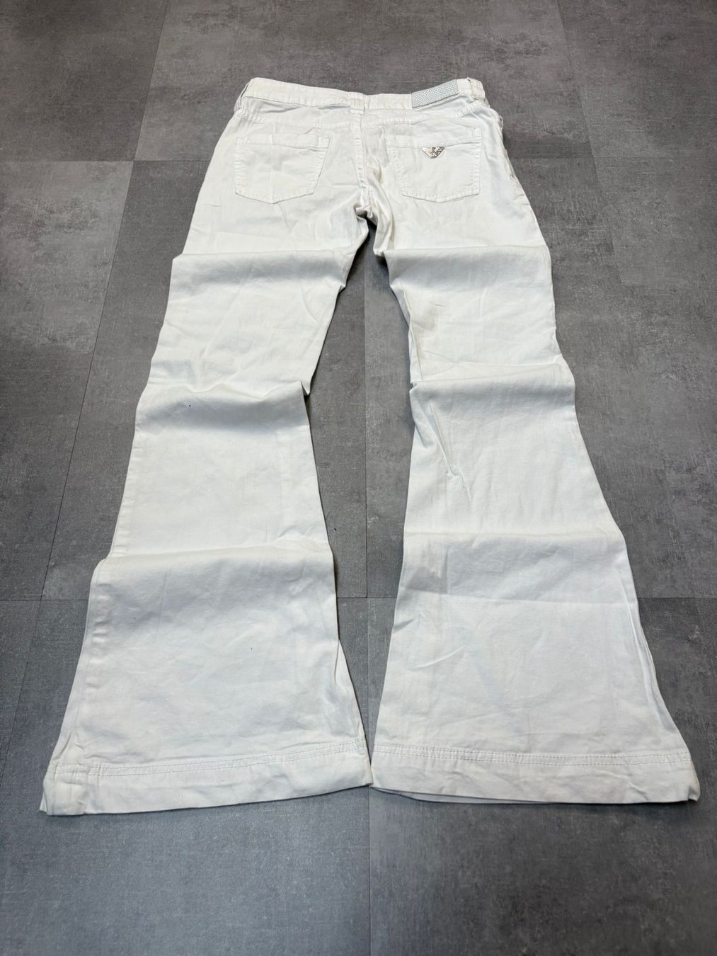 Armani Jeans: Vintage Armani Bootcut Flared Jeans - Grösse S/25 – Nuovo (secondo la descrizione) da Werdenberg venduto da hase.vintage