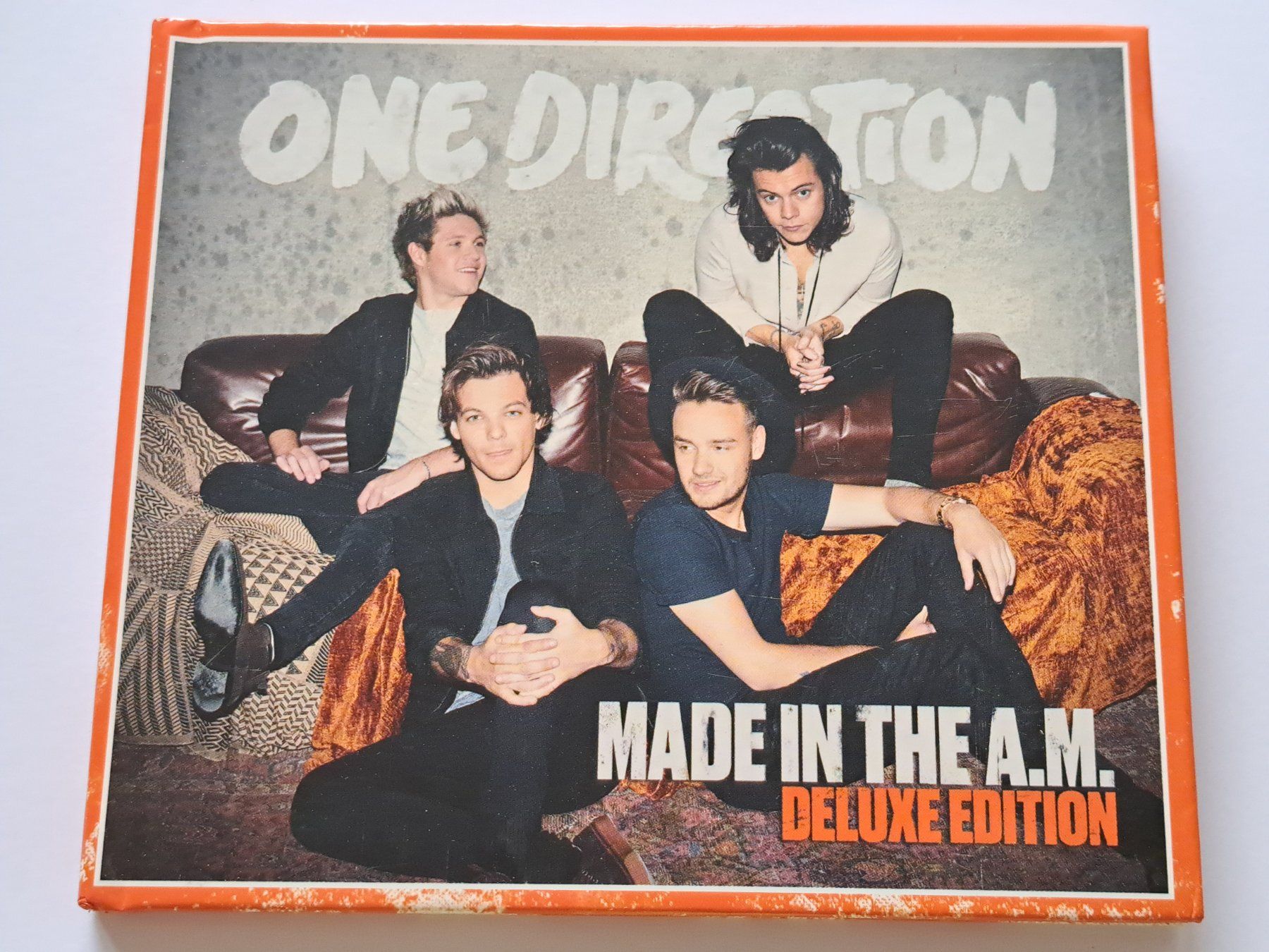 CDs: Cd One Direction - Made in A.M. Deluxe Edition – Gebraucht aus Pully von bro_n52j
