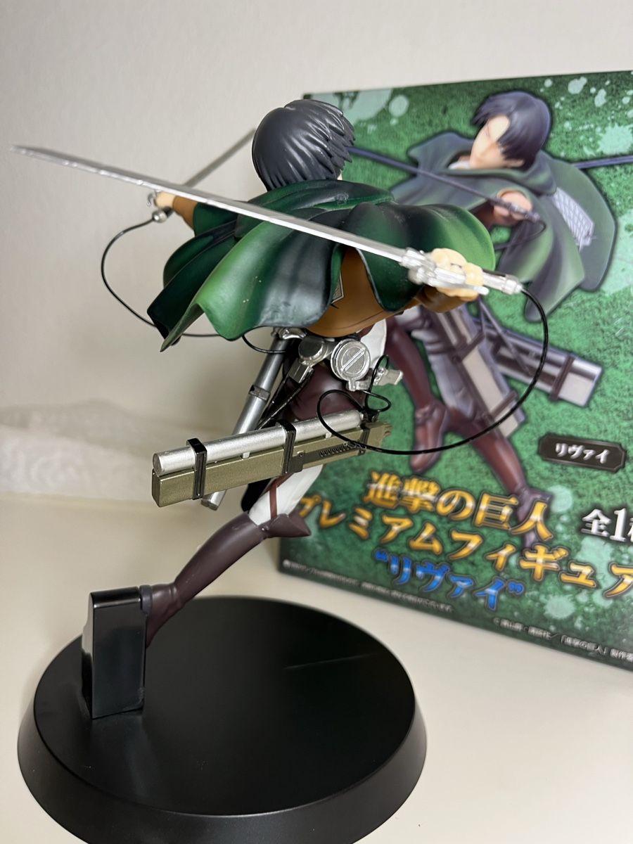 Figurines: Attack on Titan Levi Ackerman Figur – D'occasion à Basel par lue_j9w5 1